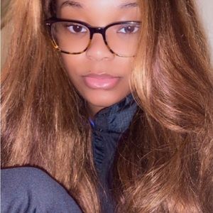 Meet your Posher, Aundria